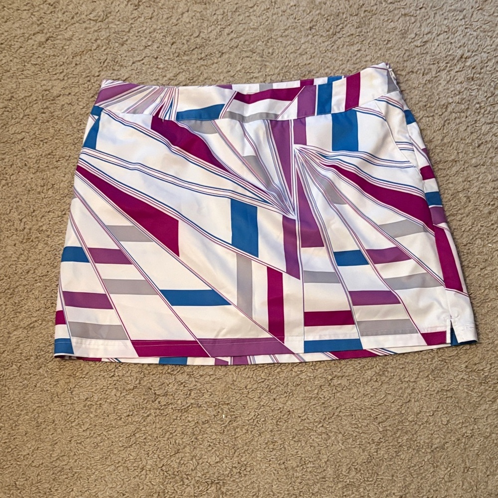 adidas Women's Geometric Golf Skort - White, Fuchsia & Blue